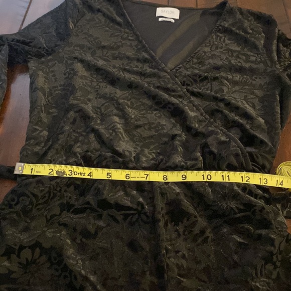 Saylor Velvet Romper - Picture 6 of 12